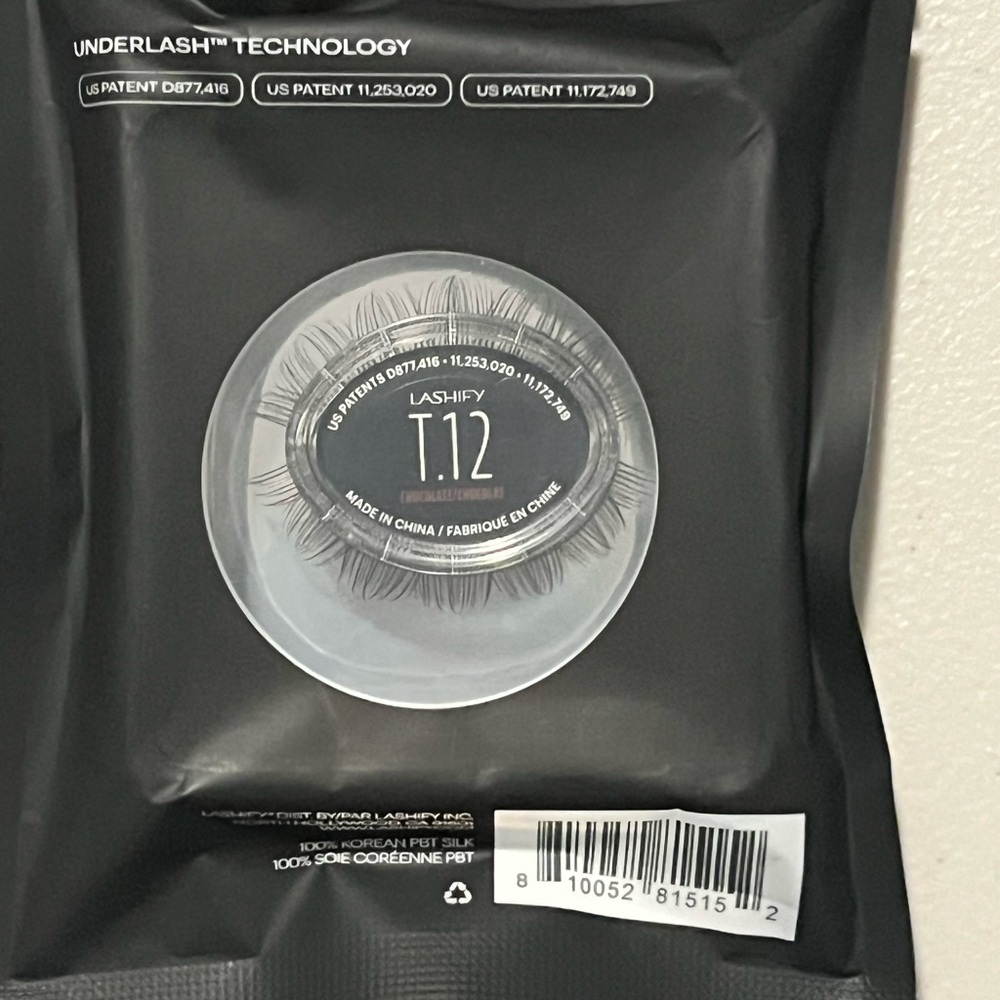 Lashify Tulip T12 Lashes NWT in chocolate